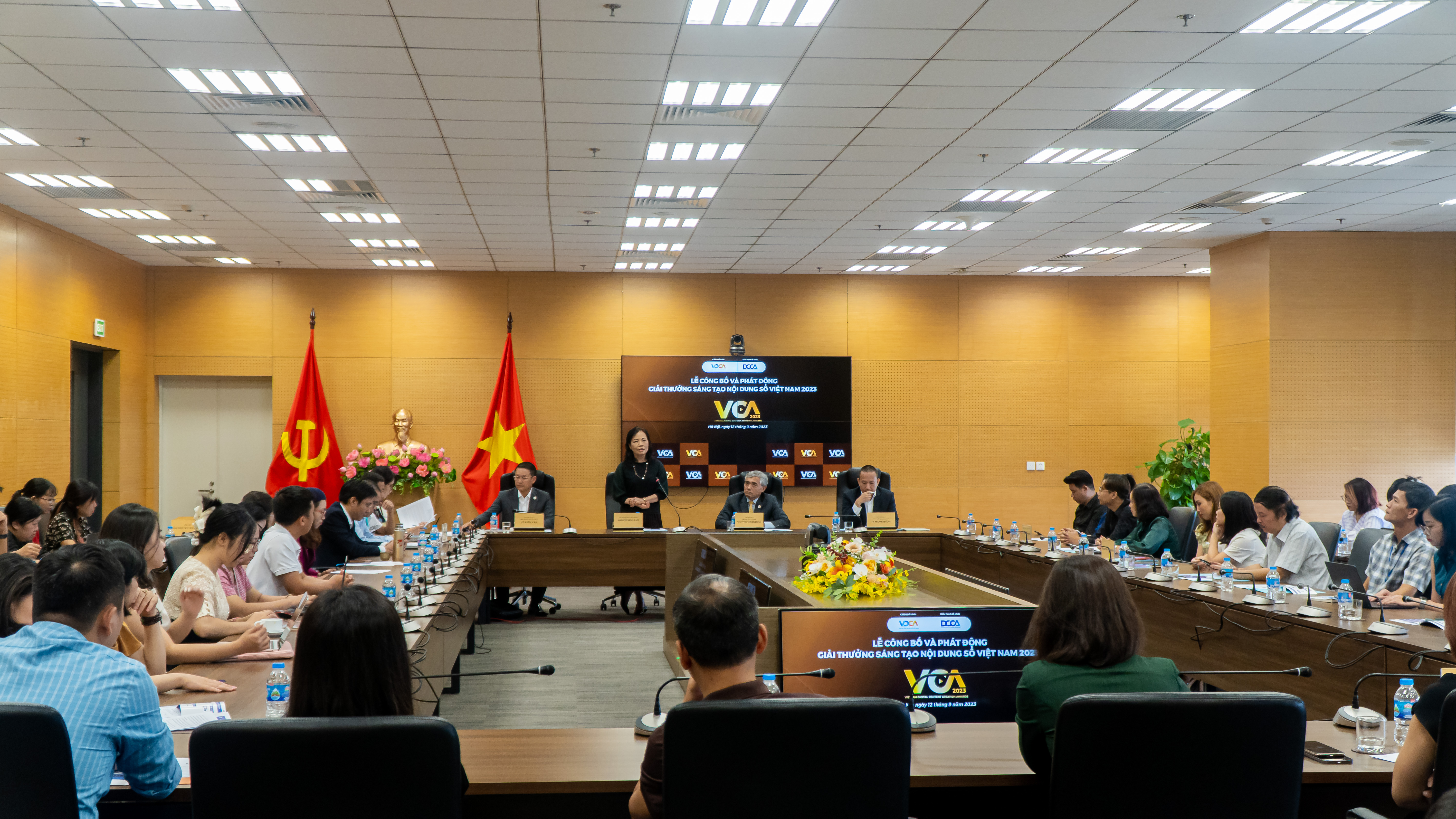 Hội đồng Giám khảo Giải thưởng Sáng tạo Nội dung số Việt Nam năm 2023